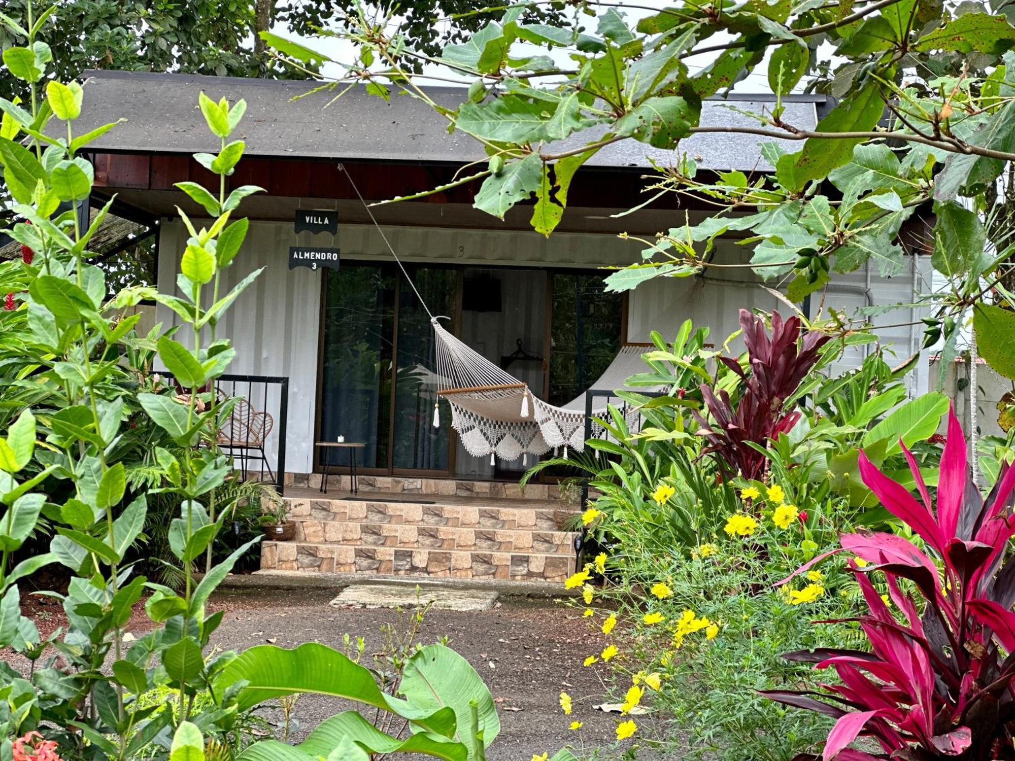 Almendros Eco-Villas La Fortuna المظهر الخارجي الصورة