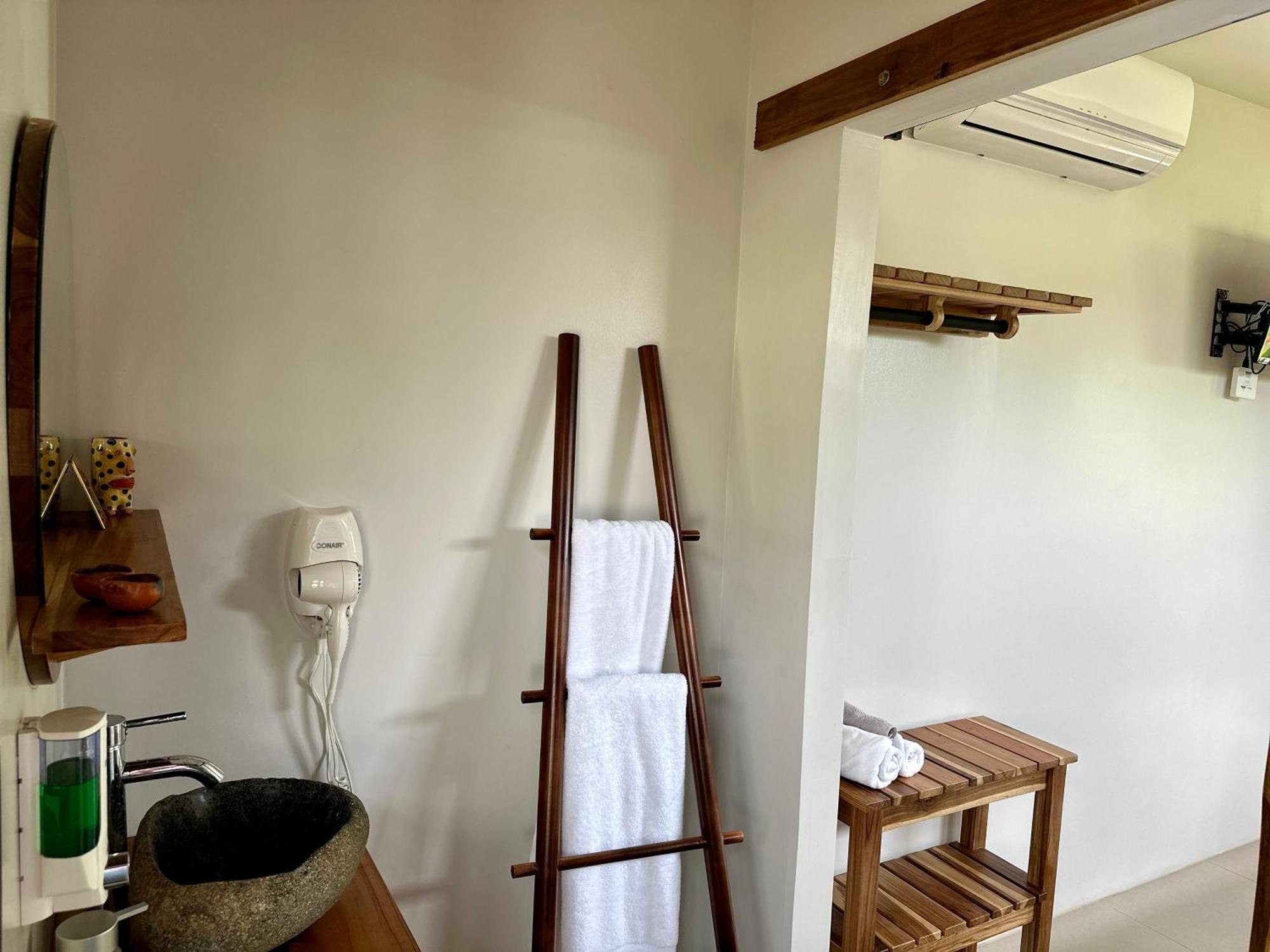 Almendros Eco-Villas La Fortuna الغرفة الصورة